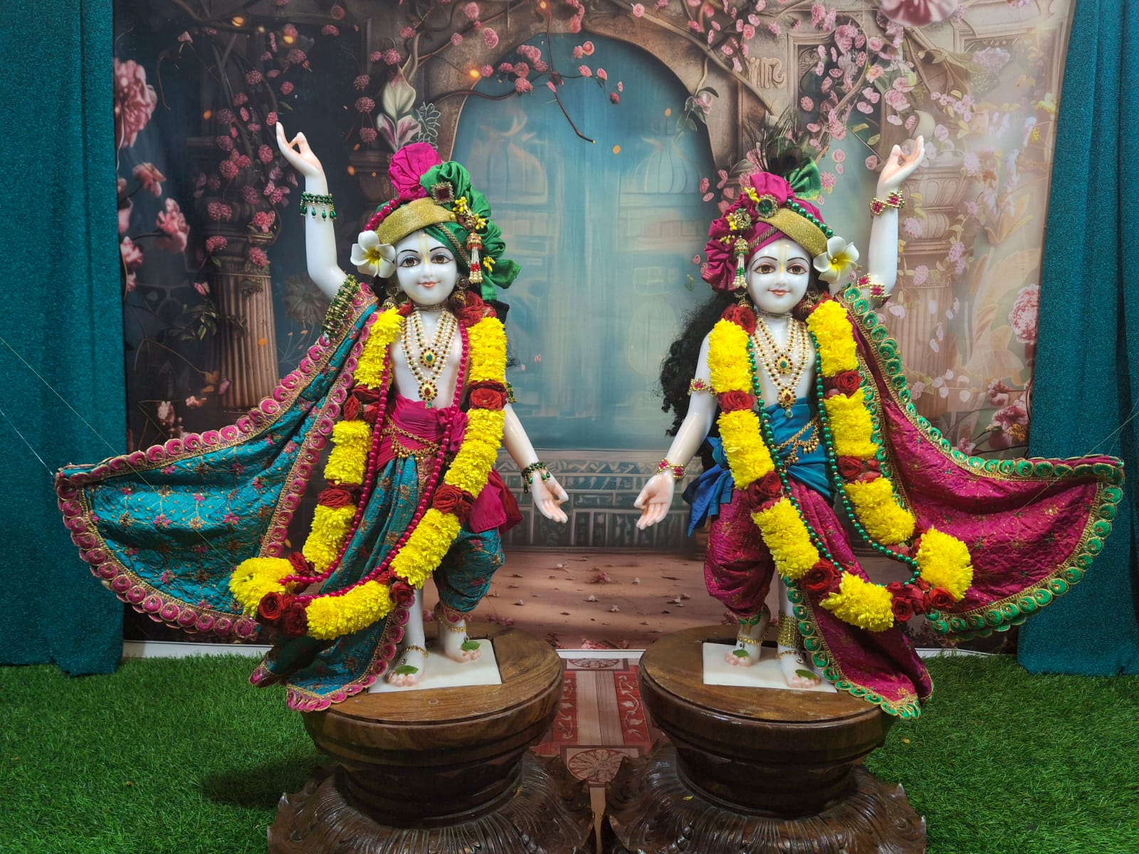 Sri Sri Radha Krishna adorned in flowers
